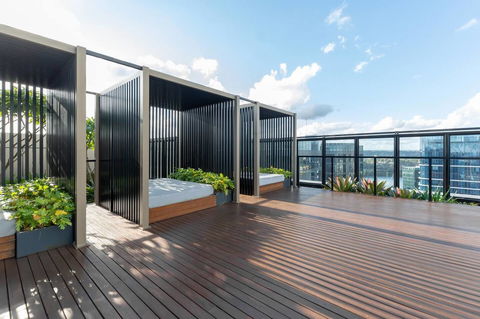 Japanese Style Waterfront Apt Wt Rooftop Pool - Hervey Bay Accommodation 18