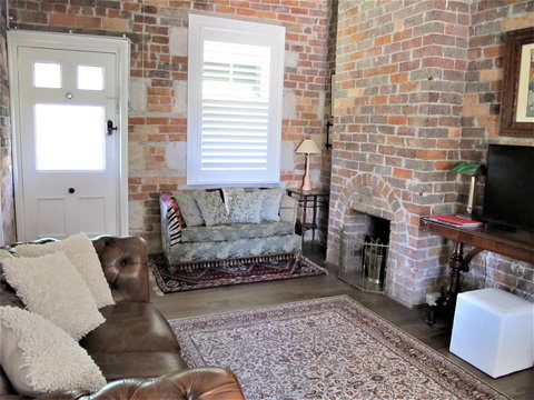 Apple Tree Cottage - Hervey Bay Accommodation 13