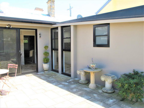Apple Tree Cottage - Hervey Bay Accommodation 30