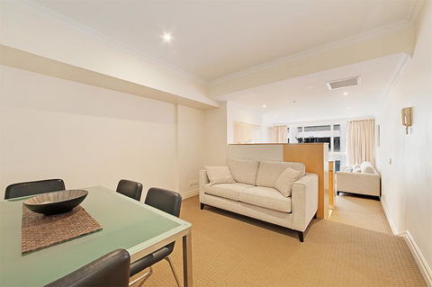 Wyndel Apartments Sydney CBD - Bond - Hervey Bay Accommodation 9