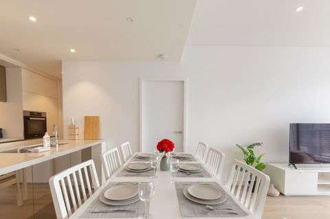 High Rise Apt In Heart Of Sydney Wt Harbour View - Hervey Bay Accommodation 5