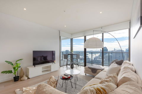 High Rise Apt In Heart Of Sydney Wt Harbour View - Hervey Bay Accommodation 0