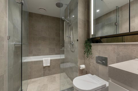 High Rise Apt In Heart Of Sydney Wt Harbour View - Hervey Bay Accommodation 12