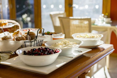 Thistle Hill Guesthouse - Walk To Many Wineries And Restaurants - Hervey Bay Accommodation 15