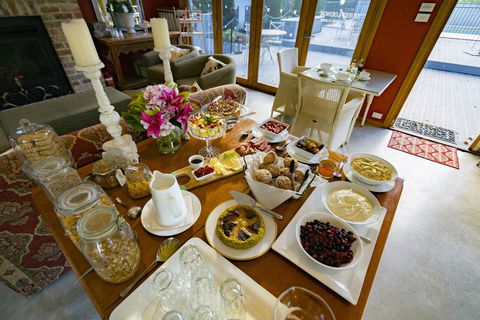 Thistle Hill Guesthouse - Walk To Many Wineries And Restaurants - Hervey Bay Accommodation 23