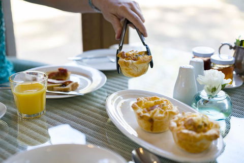 Thistle Hill Guesthouse - Walk To Many Wineries And Restaurants - Hervey Bay Accommodation 3