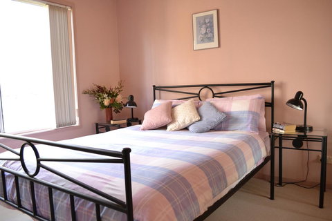 Bundle Hill Cottages - Hervey Bay Accommodation 28