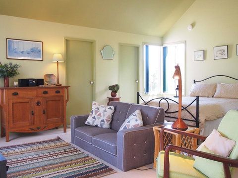 Bundle Hill Cottages - Hervey Bay Accommodation 19