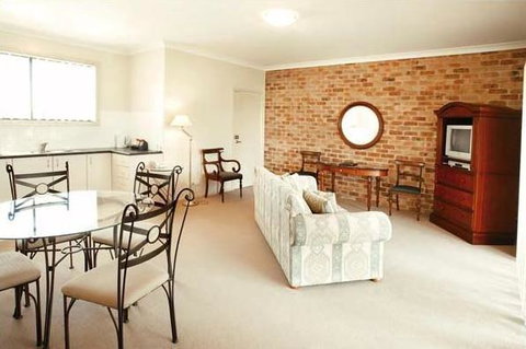 Potters Apartments - Hervey Bay Accommodation 11
