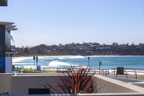 Beachfront 2 - Hervey Bay Accommodation 6