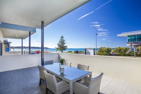 Beachfront 2 - Hervey Bay Accommodation 0