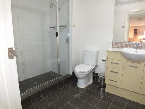 Pacific Marina Apartments - Hervey Bay Accommodation 12