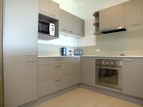 Pacific Marina Apartments - Hervey Bay Accommodation 13