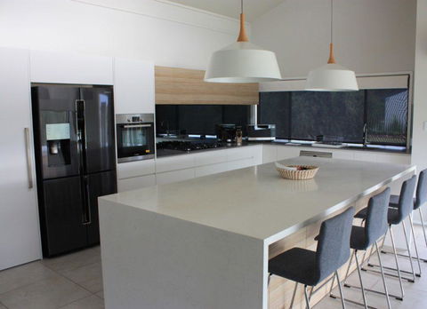 Wine Country Villas - Tourism Hervey Bay 3