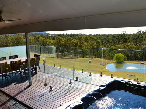 Wine Country Villas - Tourism Hervey Bay 11