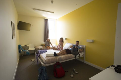 YHA Sydney Harbour - Hervey Bay Accommodation 3