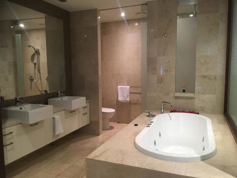 Santai 321 Beachside Studio - Hervey Bay Accommodation 9