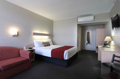 Econo Lodge Gateway Tamworth - Hervey Bay Accommodation 3