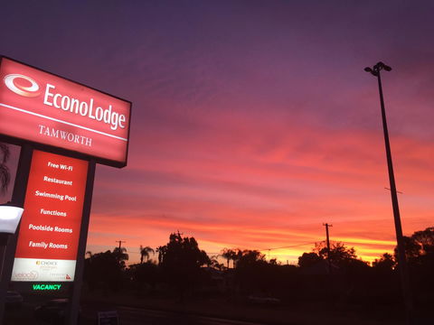 Econo Lodge Gateway Tamworth - Hervey Bay Accommodation 4