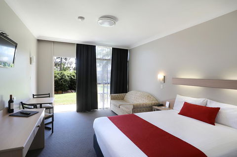 Econo Lodge Gateway Tamworth - Hervey Bay Accommodation 0