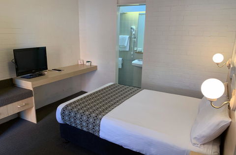 Econo Lodge Gateway Tamworth - Hervey Bay Accommodation 7
