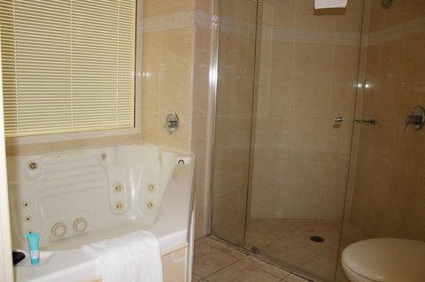 The Boathouse Resort Luxury Apartments - Hervey Bay Accommodation 6