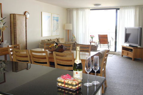 The Boathouse Resort Luxury Apartments - Hervey Bay Accommodation 21