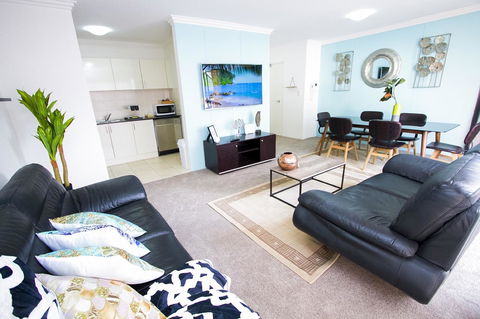 DD Apartments On Darling Harbour - Hervey Bay Accommodation 3