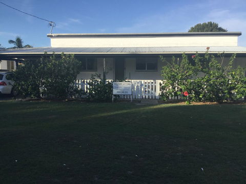 Hat Head Beach Cottage 1 - Hervey Bay Accommodation 21