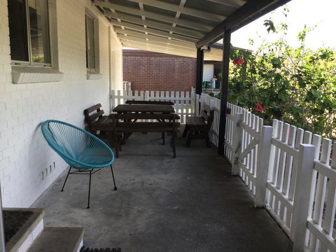 Hat Head Beach Cottage 1 - Hervey Bay Accommodation 3