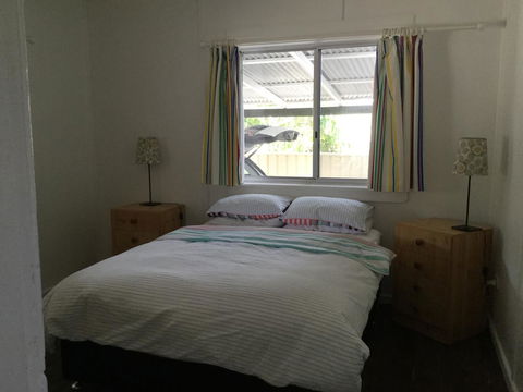 Hat Head Beach Cottage 1 - Hervey Bay Accommodation 6