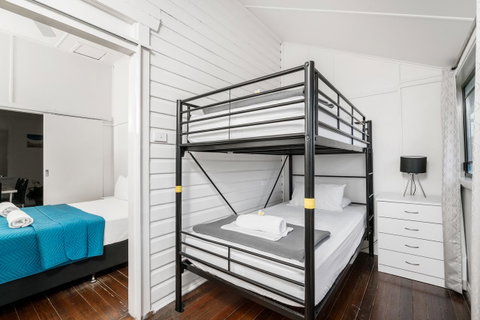 Club Byron Accommodation - Tourism Hervey Bay 13