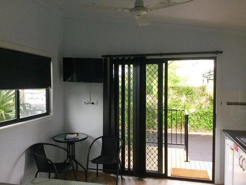 Club Byron Accommodation - Tourism Hervey Bay 4