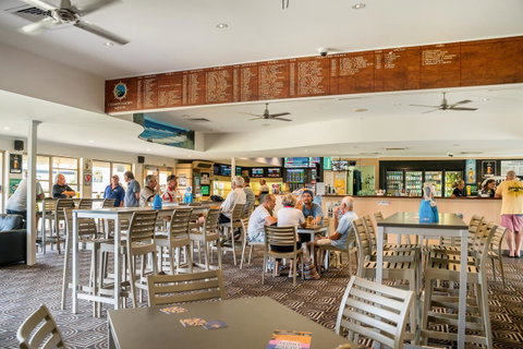 Club Byron Accommodation - Tourism Hervey Bay 28