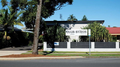 Club Byron Accommodation - Tourism Hervey Bay 0