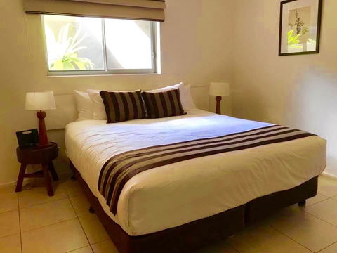 Byron Bay Hotel And Apartments - Hervey Bay Accommodation 22