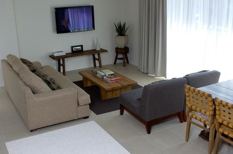 Byron Bay Hotel And Apartments - Hervey Bay Accommodation 41
