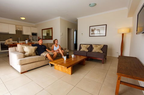 Byron Bay Hotel And Apartments - Hervey Bay Accommodation 1