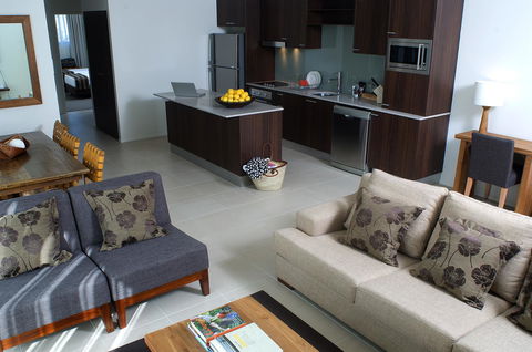 Byron Bay Hotel And Apartments - Hervey Bay Accommodation 16