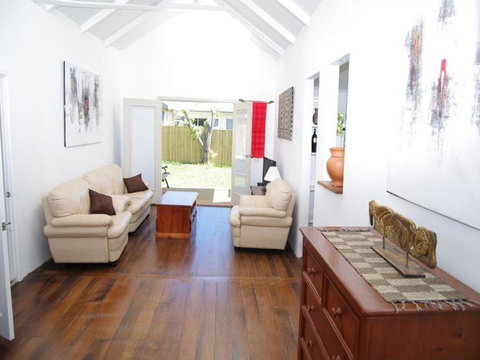 Jupiter, 3 Scott Street - Tourism Hervey Bay 0