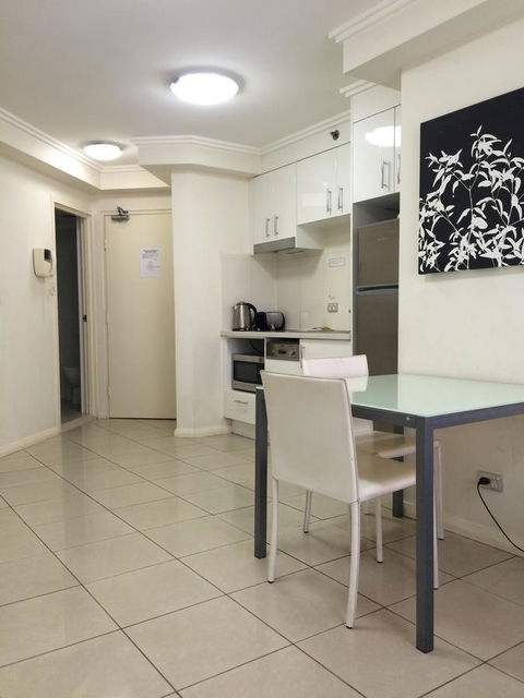 Fiori Apartments - Hervey Bay Accommodation 8