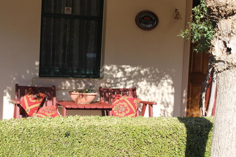 Boot Makers Cottage - Hervey Bay Accommodation 2