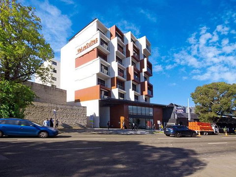 Value Suites Green Square - Hervey Bay Accommodation 1