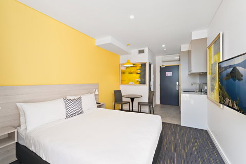 Value Suites Green Square - Hervey Bay Accommodation 28