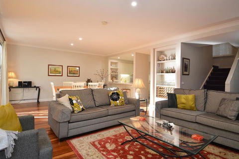 Villa 3br Chianti Villa Located Within Cypress Lakes Resort - Hervey Bay Accommodation 2