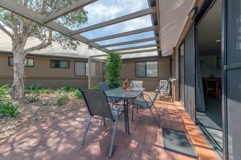 Condo 105 @ Horizons Golf Resort - Salamander Bay NSW - Tourism Hervey Bay 15
