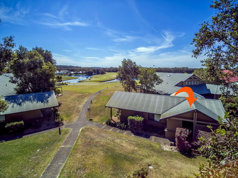 Condo 105 @ Horizons Golf Resort - Salamander Bay NSW - Tourism Hervey Bay 4
