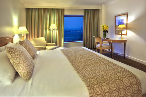 Stamford Plaza Sydney Airport Hotel & Conference Centre - Tourism Hervey Bay 6