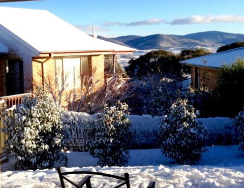 Jindabyne Executive - Hervey Bay Accommodation 10