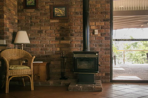 Ironstone Estate Lovedale - Hervey Bay Accommodation 8